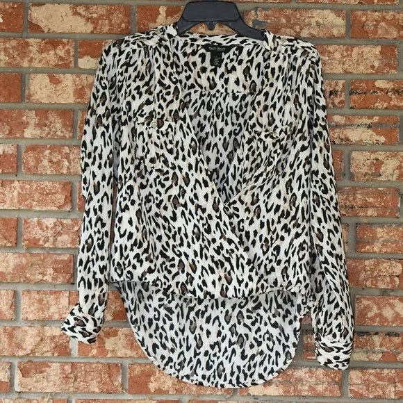 White House Black Market Multicolored Top - Picture 1 of 3